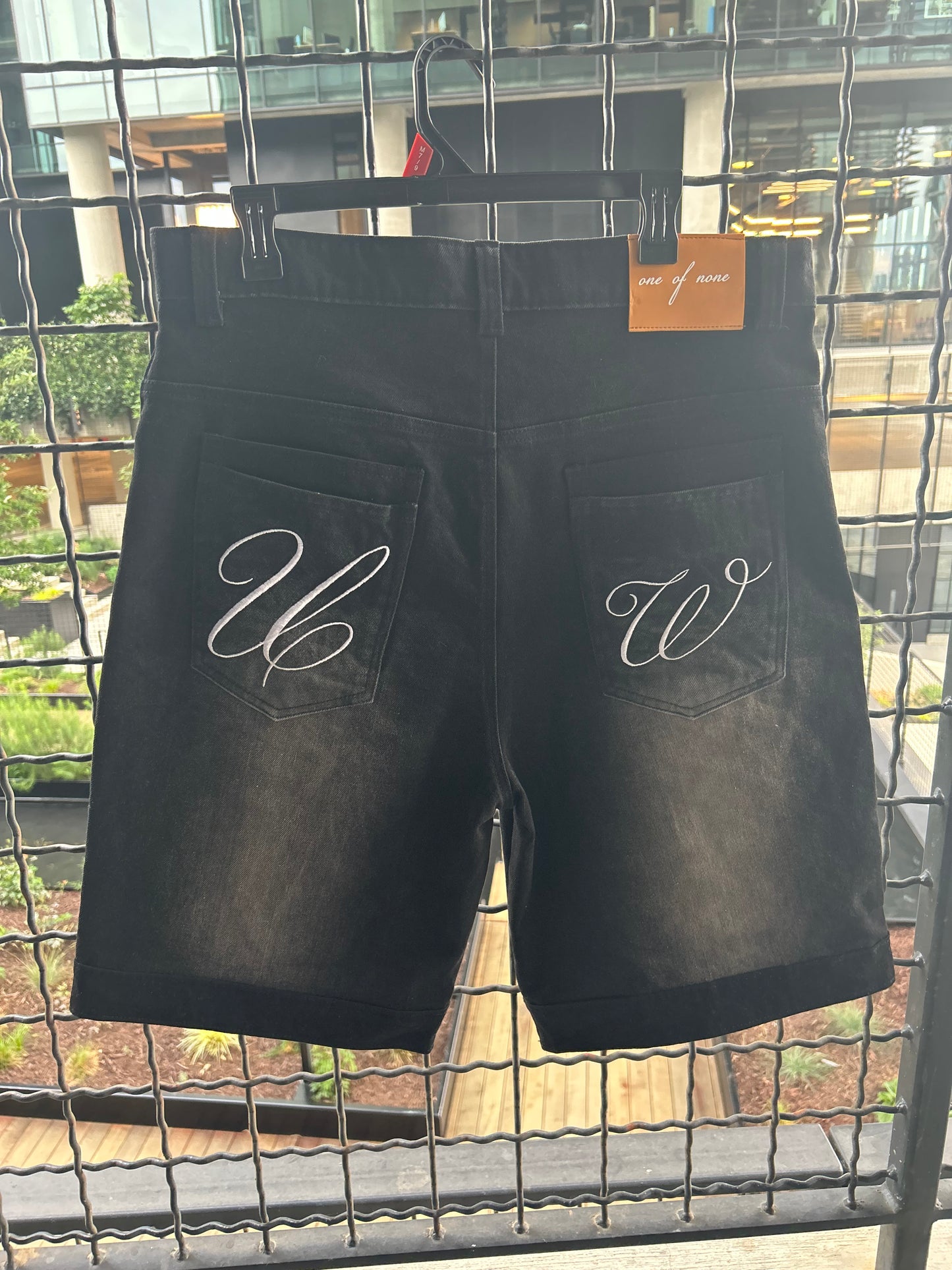 BLACK UNDNRY GEMSTONE JORTS